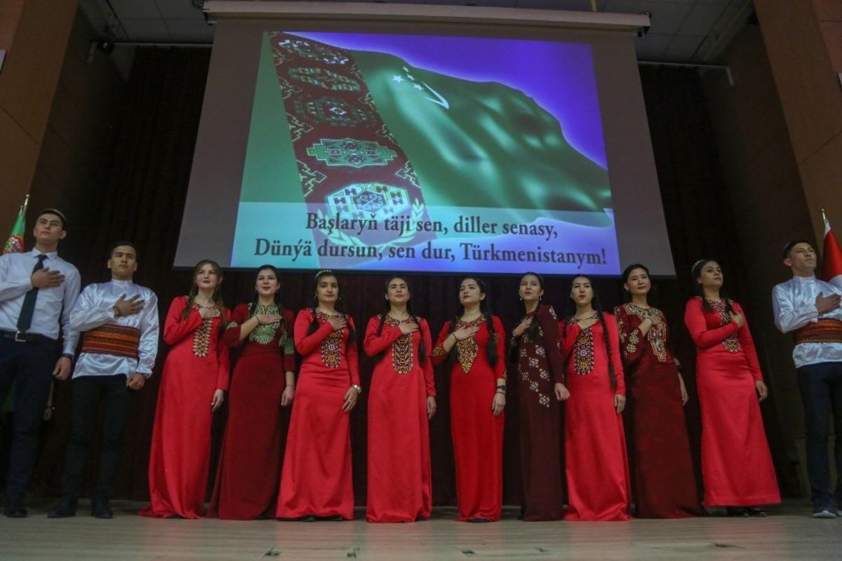 Karab&uuml;k &Uuml;niversitesinde "T&uuml;rkmenistan G&uuml;n&uuml;"
