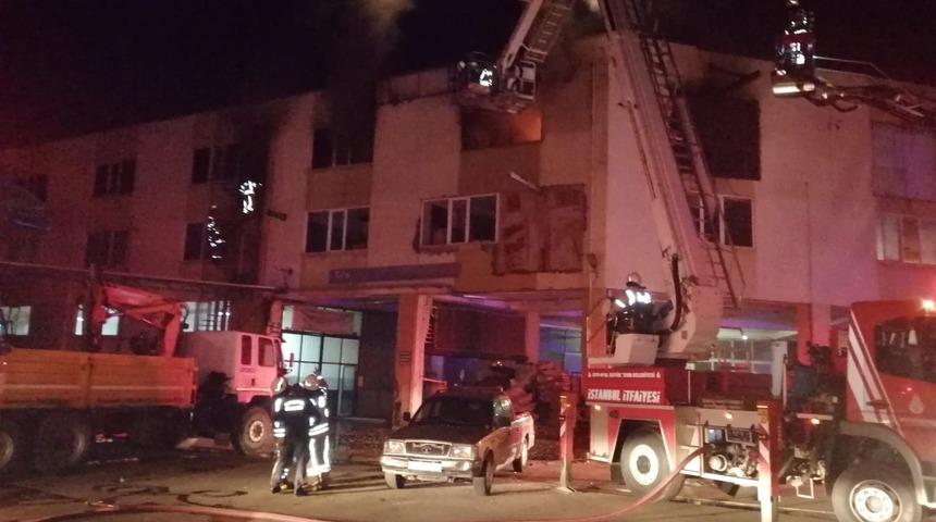 Tuzla'da korkutan yangın