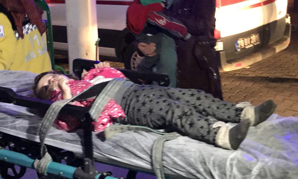 Komşuları hemen ekiplere haber verdi! Karab&uuml;k'te anne ve 5 &ccedil;ocuğu &ouml;l&uuml;mden d&ouml;nd&uuml;