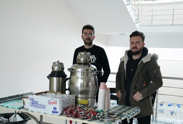 Öğrencilerden depremzedelere yardım kermesi G3