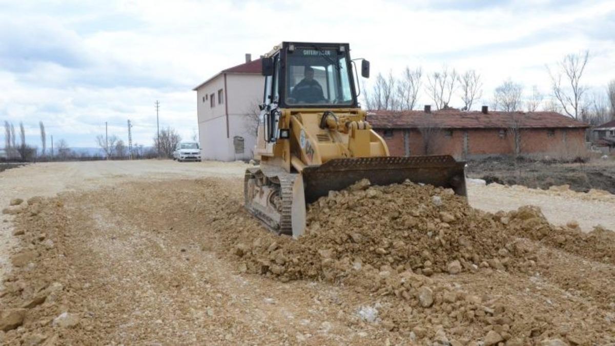 Suluova&rsquo;da yeni yollar a&ccedil;ılıyor