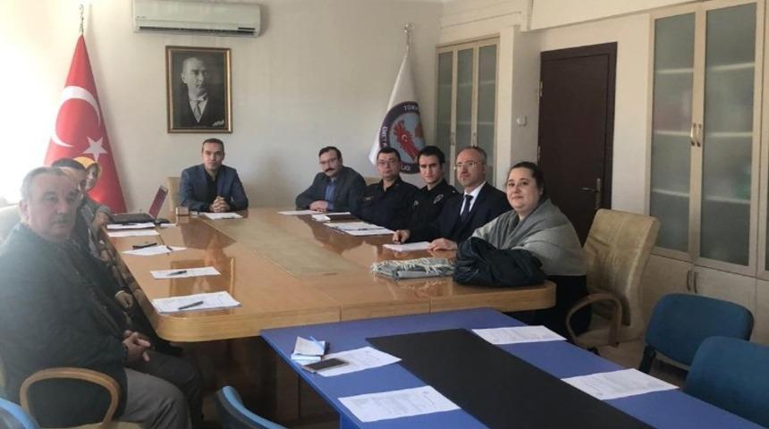 Kaymakam &Ccedil;i&ccedil;ek: "&Ccedil;ocuklarla ilgili yatırım ve &ccedil;alışmalarda b&uuml;y&uuml;k mesafe katettik"