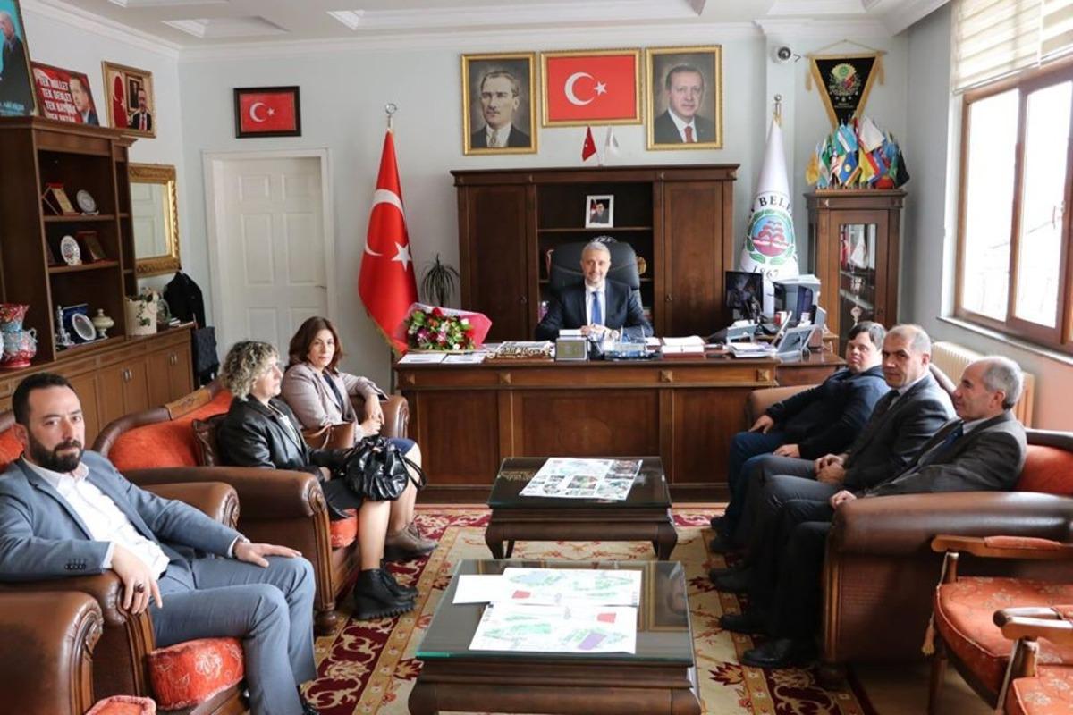 Simav Vergi Dairesi&rsquo;nden Başkan Bi&ccedil;er&rsquo;e ziyaret