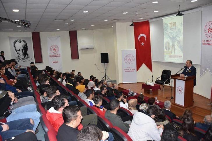 Kaymakam Caner Yıldız üniversite gençliği ile buluştu G1