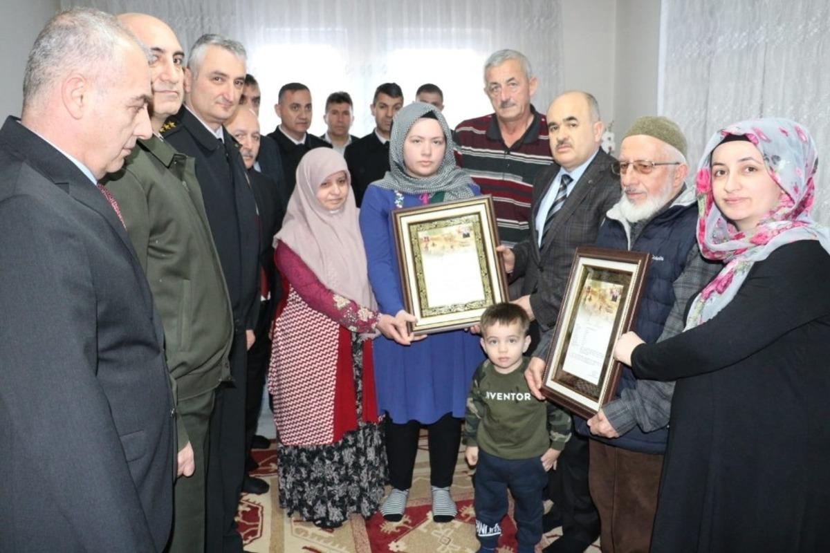 Şehit Işık&rsquo;ın ailesine Şahadet Belgesi verildi