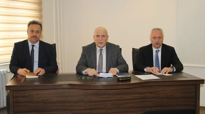 Başkan Pekmezci birim amirleriyle değerlendirme toplantısı gerçekleştirdi