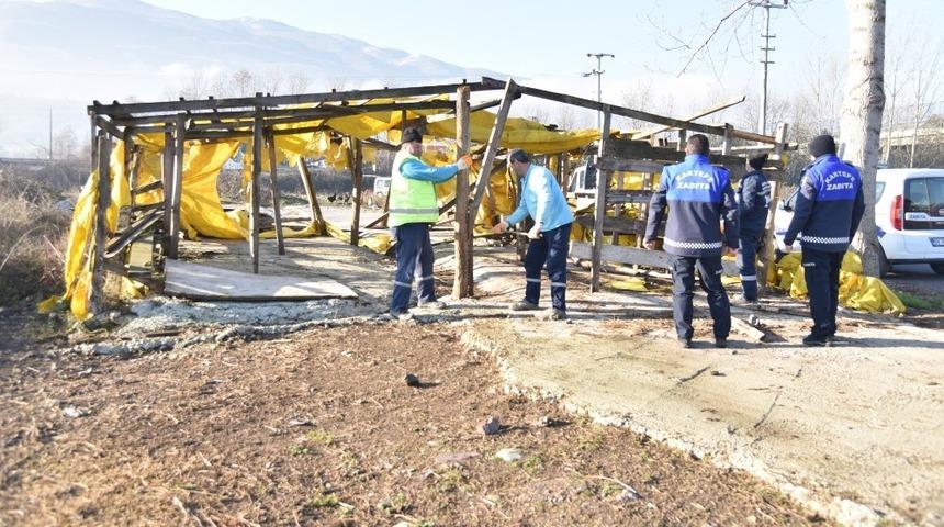 Kartepe&rsquo;de ka&ccedil;ak ahırlara ge&ccedil;it yok