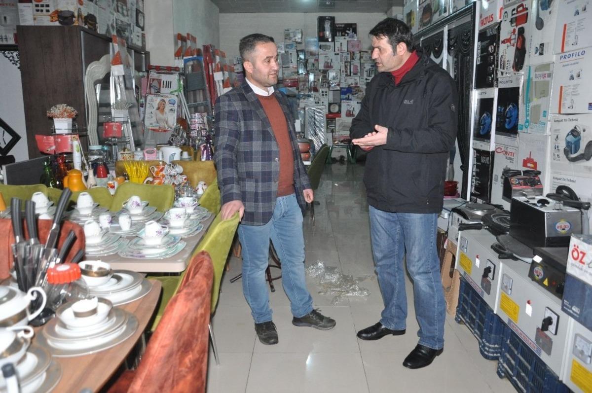 Başkan &Ccedil;oğa&ccedil;&rsquo;tan sular altında kalan esnafa ziyaret