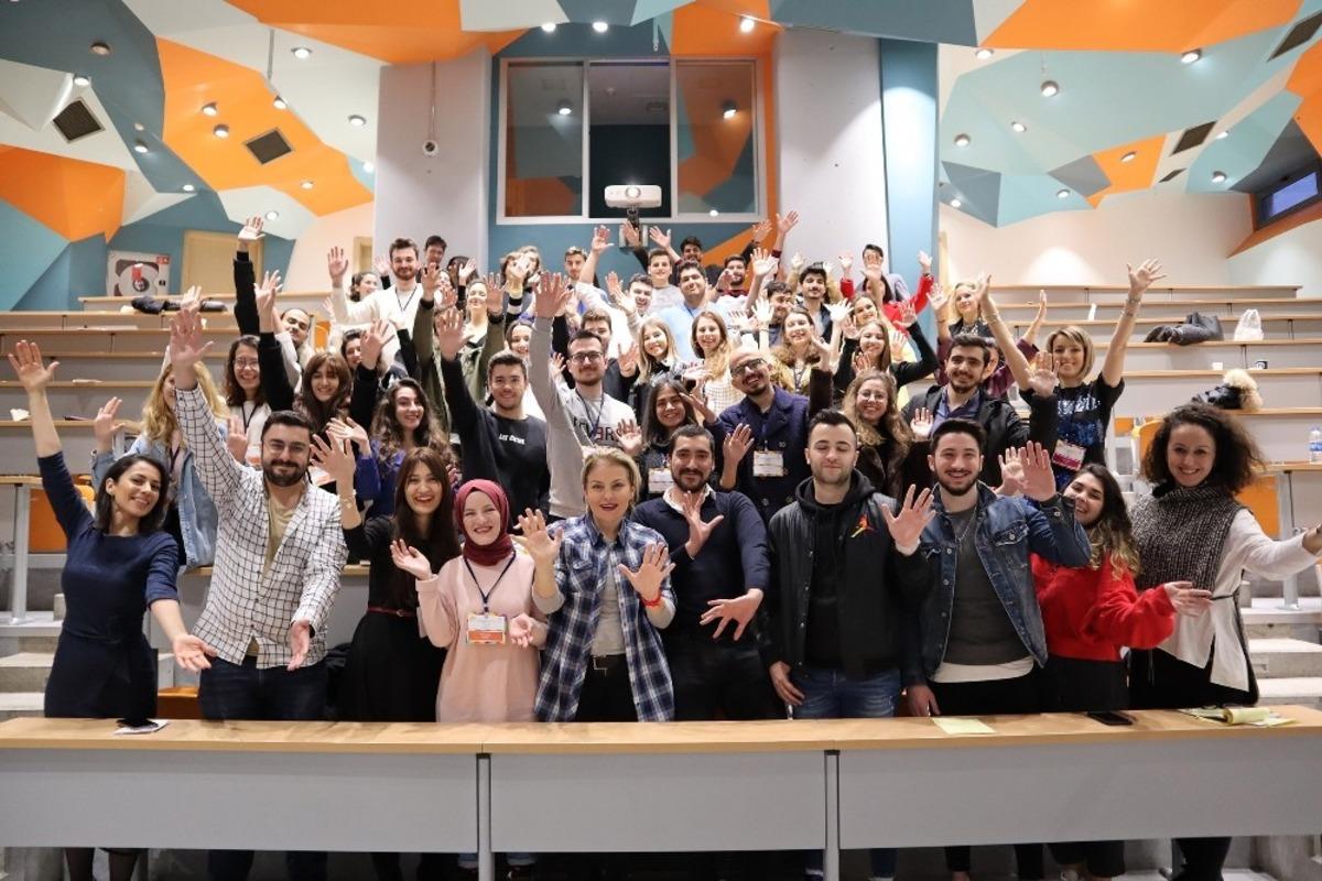Ege girişimcilik kampının ev sahibi İzmir Ekonomi &Uuml;niversitesi