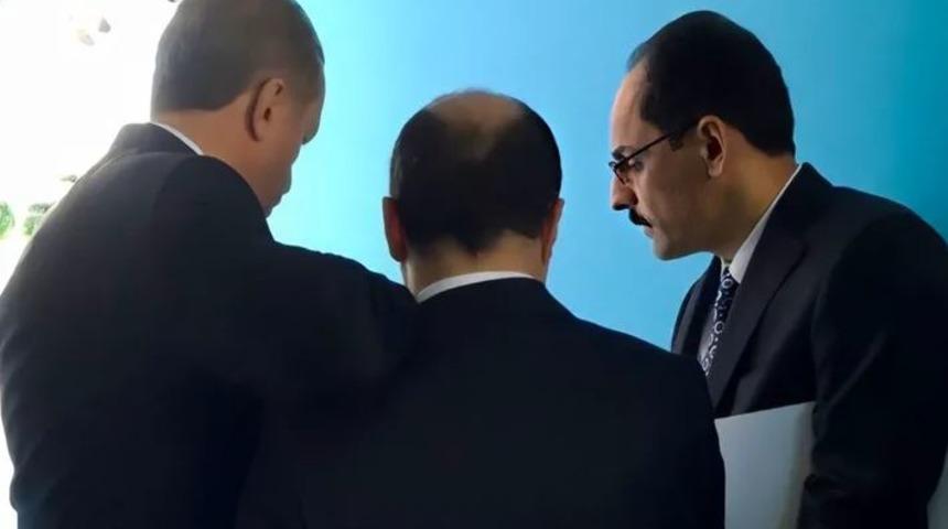 Bakan Mustafa Varank ile Cumhurbaşkanı Erdoğan'ın omuz omuza fotoğrafı gündem oldu