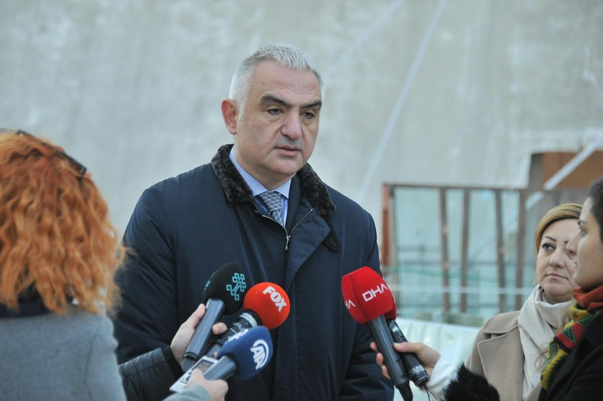 Bakan Ersoy'dan Galata Kulesi a&ccedil;ıklaması