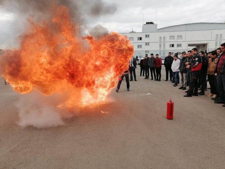 Bağlar Belediyesi personeline itfaiye eğitimi G3