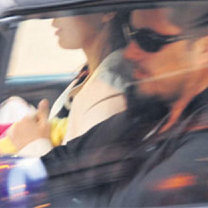 Bebek &Ouml;n Koltukta!