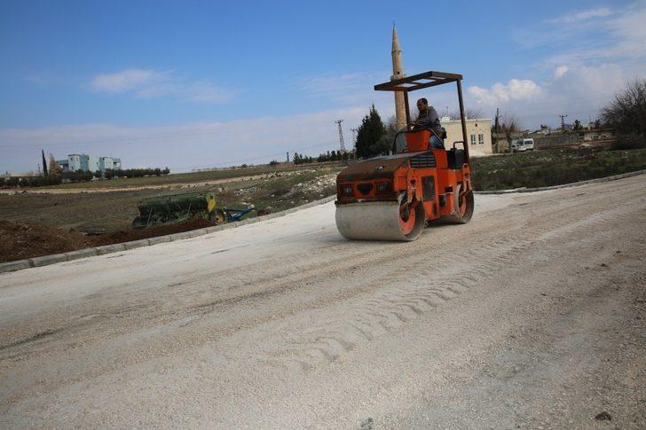 Karaköprü kırsalında yol çalışmaları sürüyor G3