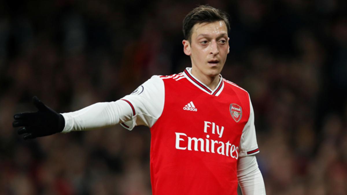 Mesut &Ouml;zil i&ccedil;in Fenerbah&ccedil;e s&ouml;zleri! 