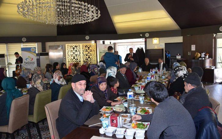 Şehit yakınları ve gaziler yemekte bir araya geldi G2