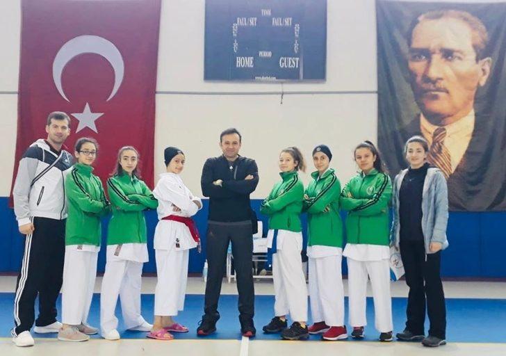 Ispartalı Karateciler Yarı Finallere yükseldi G1