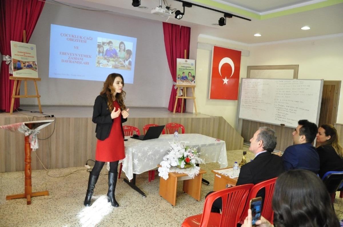 Safranbolu&rsquo;da "&Ccedil;ocukluk &Ccedil;ağı Obezitesi ve Ebeveyn Davranışları" semineri