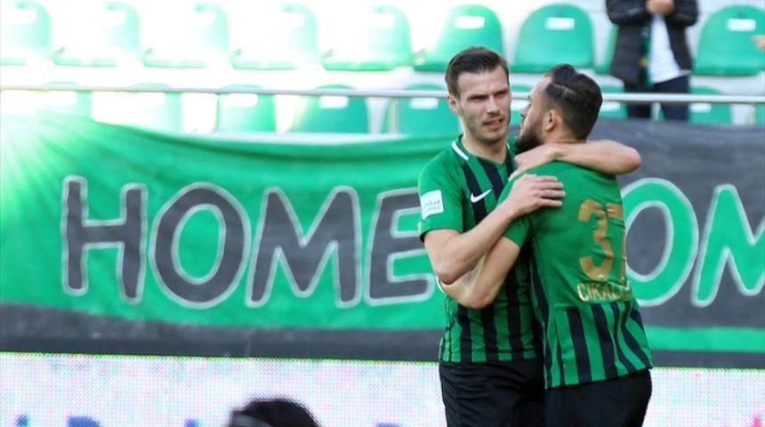Akhisarspor 2 - 0 Giresunspor