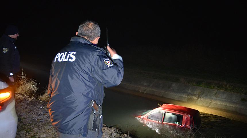 Sulama kanalındaki ara&ccedil; polisi alarma ge&ccedil;irdi