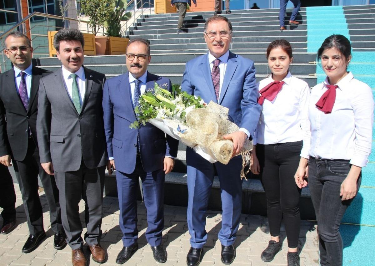 Kilis&rsquo;te "28 Şubat&rsquo;tan 2023 T&uuml;rkiye&rsquo;sine" konulu konferans