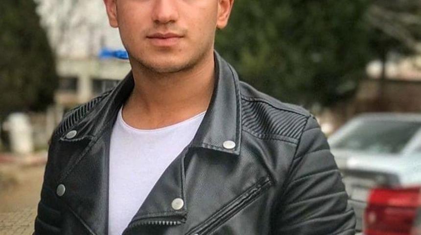 Emetli Uzman &Ccedil;avuş Veli &Ouml;zsoy İdlip&rsquo;te yaralandı