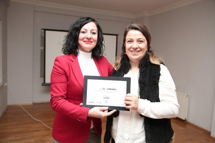 Nilüferli kadınlar İngilizce öğreniyor G4