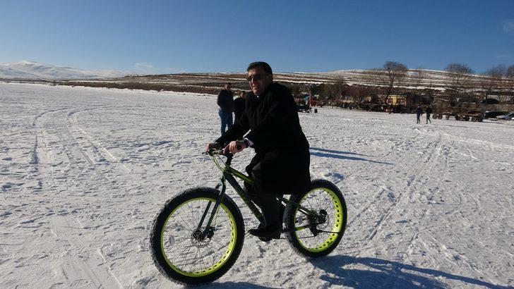 Çıldır Gölü misafirlerine rüya gibi bir tatil yaşatıyor! G3