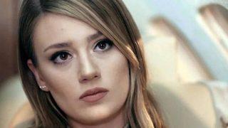 Küvet pozunu paylaşan Gizem Karaca'ya beğeni yağdı 