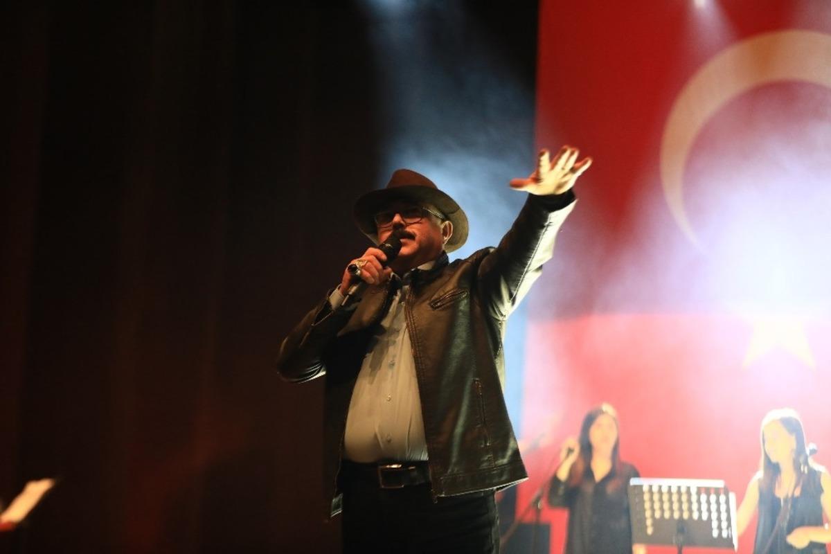 Barış Man&ccedil;o unutulmadı