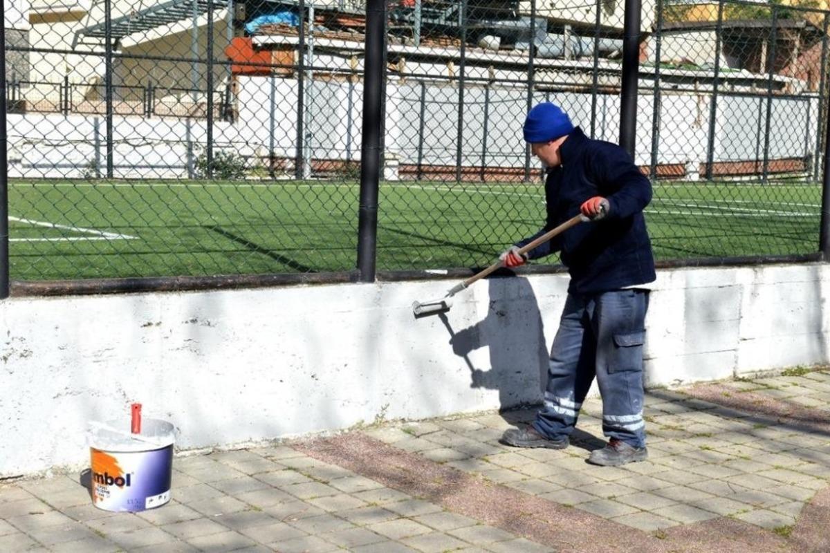 Avcılar&rsquo;da &ccedil;ocuk parkları bahara hazırlanıyor