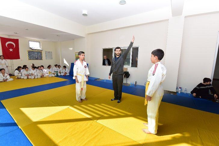 Karacaoğlan Ortaokulu Judo İl Birincisi G3