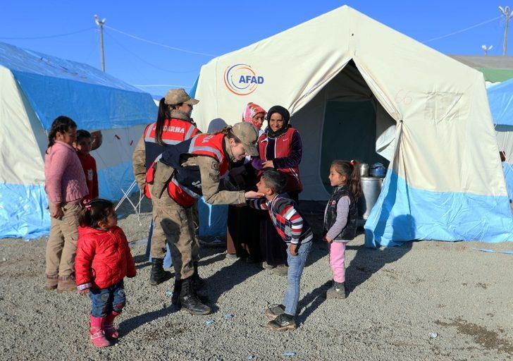 Başkale’deki depremzedelerin yaraları sarılıyor G1