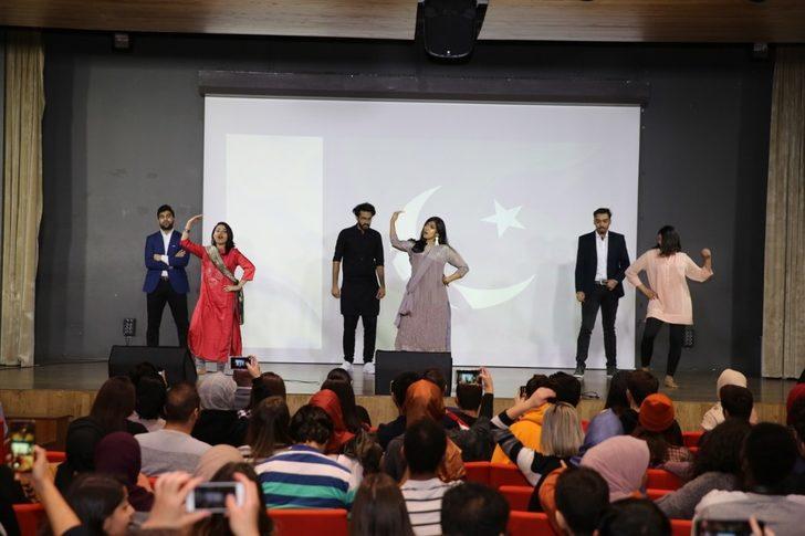 AGÜ’de Pakistan Günü G3