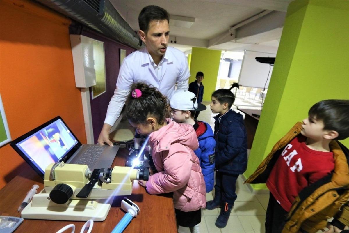 Konaklı &ccedil;ocuklar bilimi eğlenerek &ouml;ğreniyor