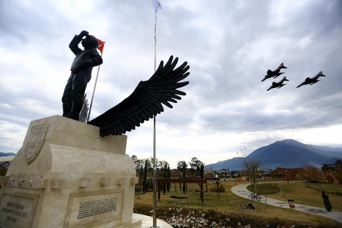 Şehit Fethi Bey &ouml;l&uuml;m&uuml;n&uuml;n 106. yılında Fethiye&rsquo;de anıldı