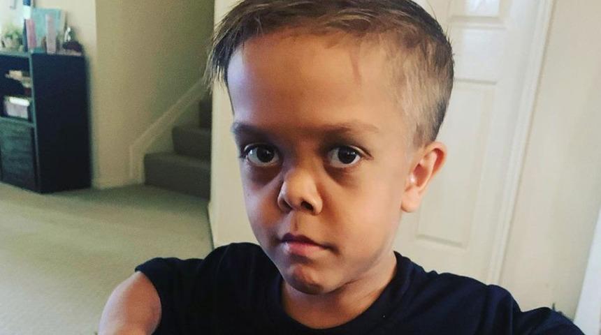 Zorbalığa uğrayan cüce çocuğun ailesinden örnek karar!