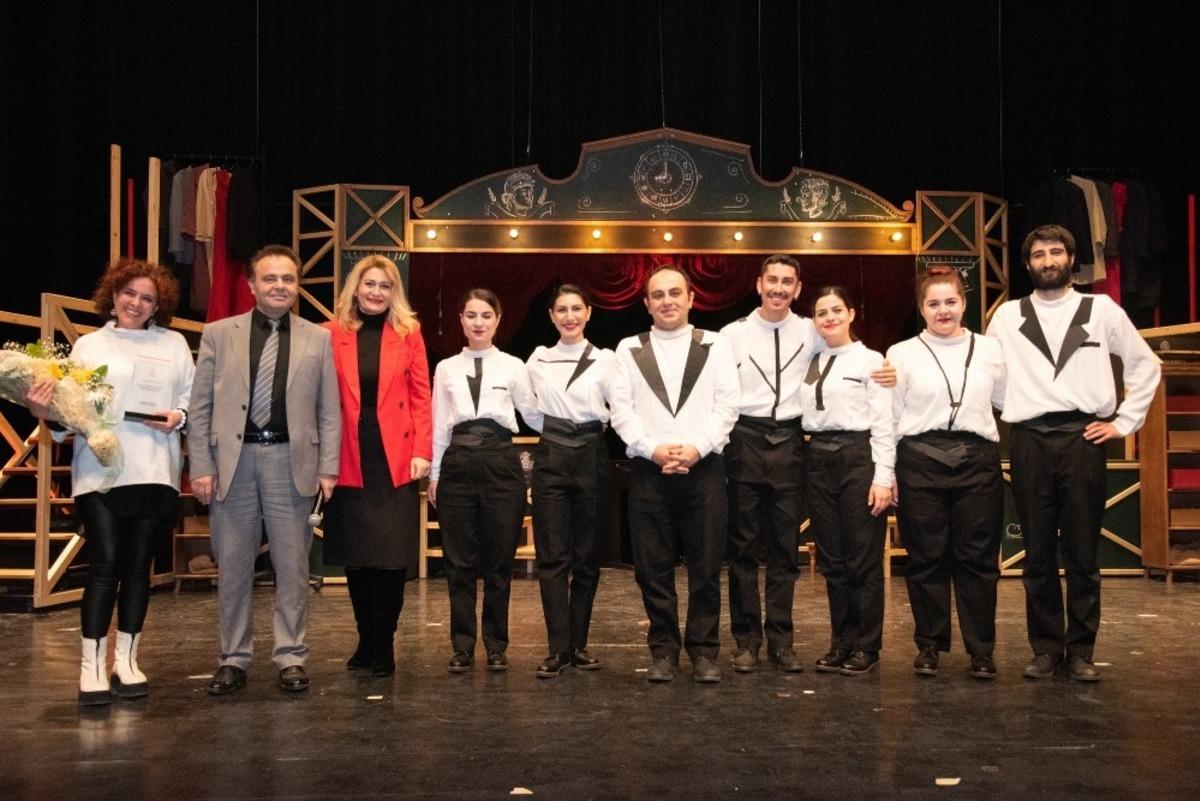 Odunpazarı Belediye Tiyatrosu Zamazingo ile Bilecik&rsquo;te