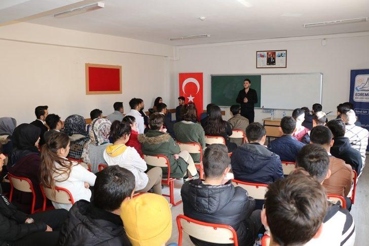 Edremit’teki okullarda ‘Kariyer Günleri’ start aldı G2
