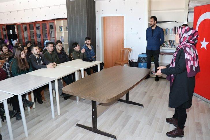 Edremit’teki okullarda ‘Kariyer Günleri’ start aldı G4