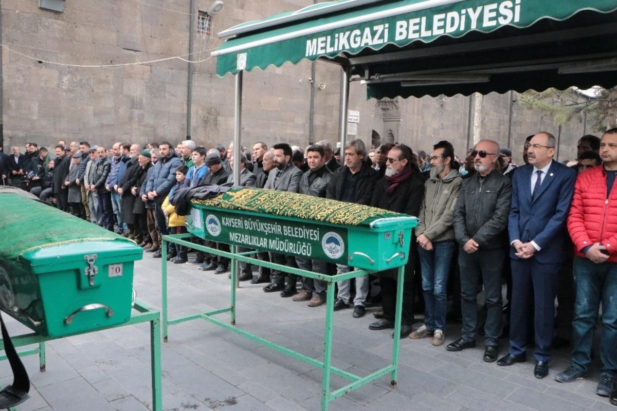 Ağaşe ailesinin acı g&uuml;n&uuml;