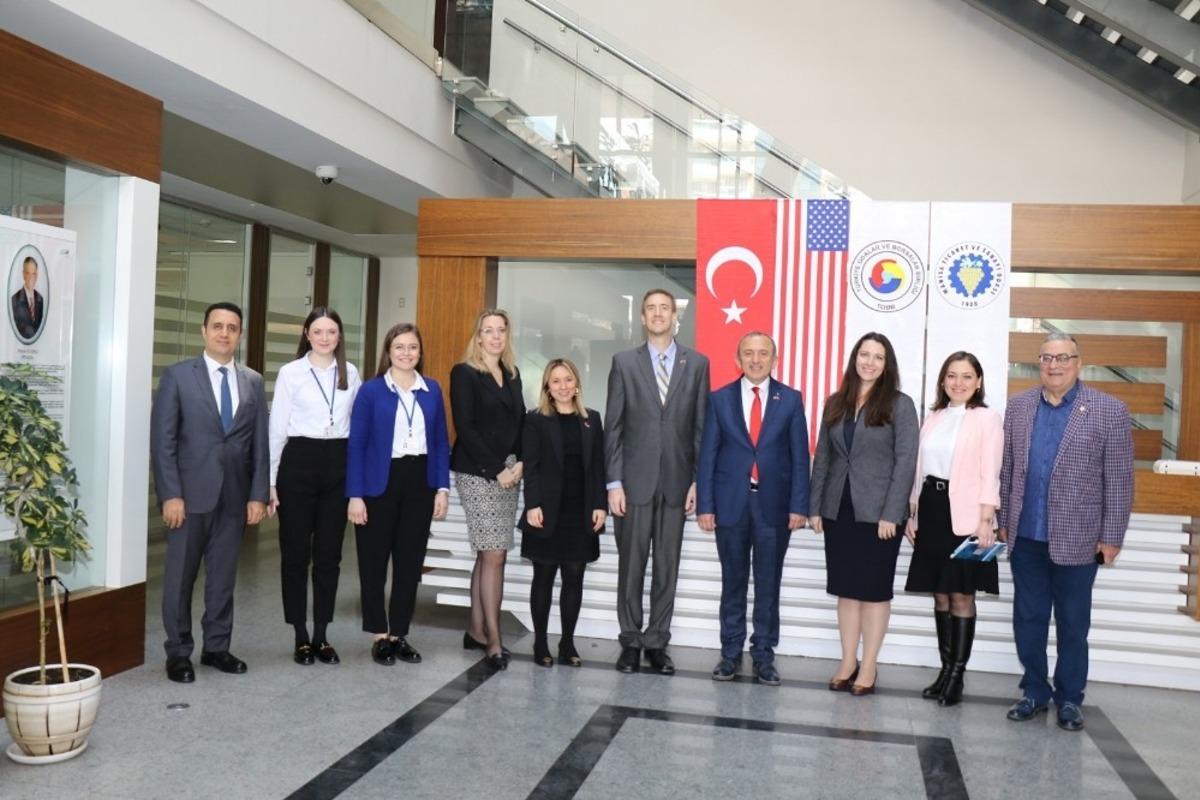 ABD&rsquo;deki yatırım imkanları Manisa TSO&rsquo;da konuşuldu