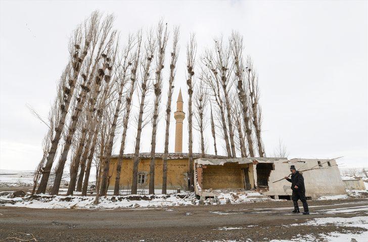 Baraj suları çekilince köyler ortaya çıktı! İşte fotoğrafçıların gözdesi G2