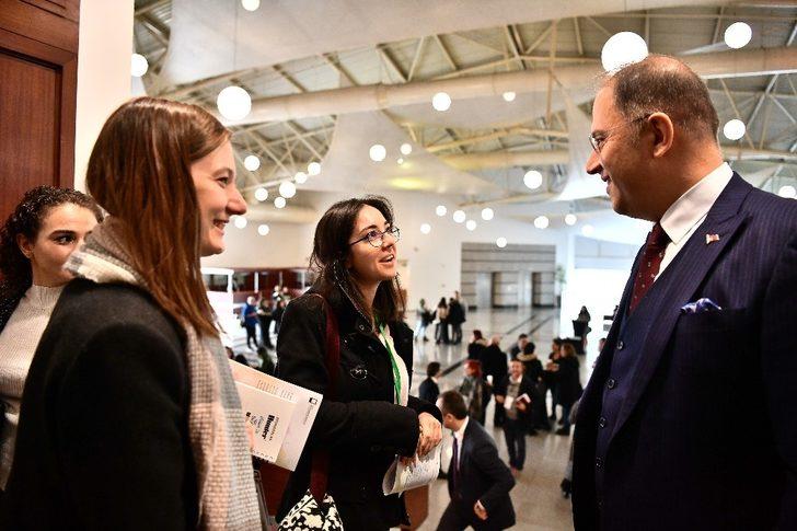 2.Kentsel Tasarım Sempozyumu Başkan Çalık’ın da katılımıyla gerçekleşti G1