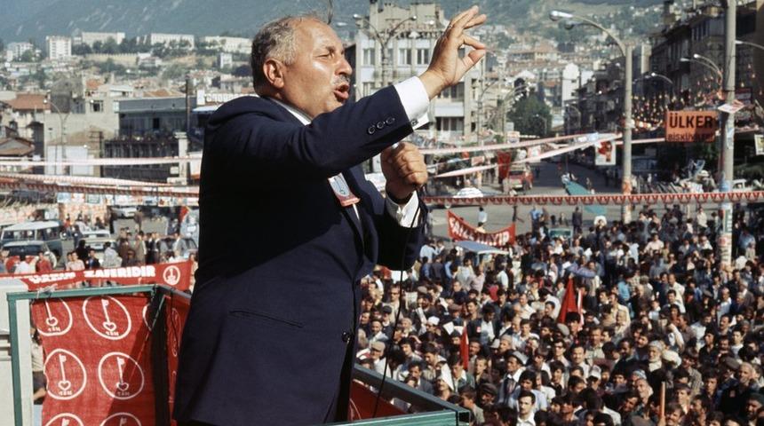 Necmettin Erbakan kimdir?: Siyasi mirası paylaşılamayan 'm&uuml;cahit'