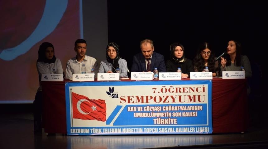 &ldquo;Kan ve G&ouml;zyaşı Coğrafyasının Umudu, &Uuml;mmetin Son Kalesi T&uuml;rkiye&rdquo; sempozyumu yapıldı