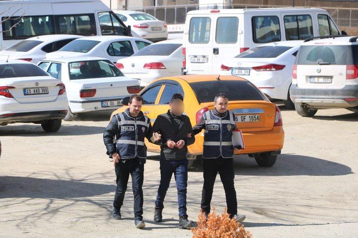 Abdest alan şahsın 4 bin 400 TL’sini çalan şüpheli yakalandı G2