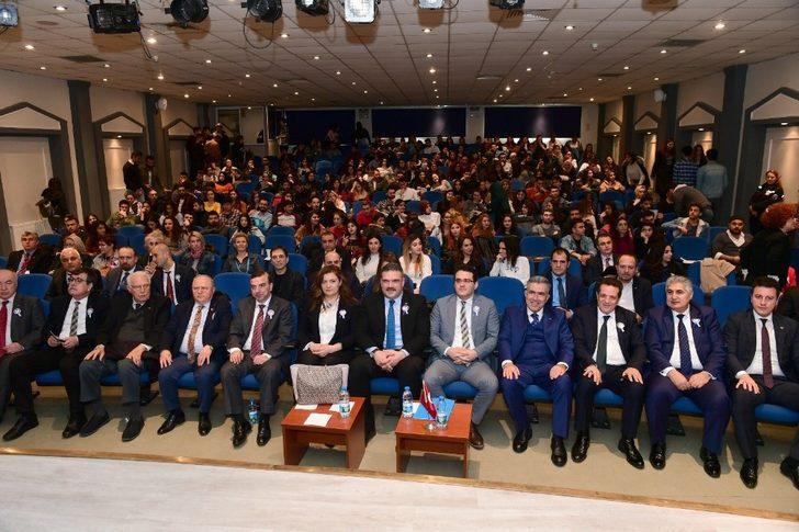 Rektör Çomaklı, mezun olduğu üniversitede düzenlenen panelin oturum başkanlığını yaptı G3