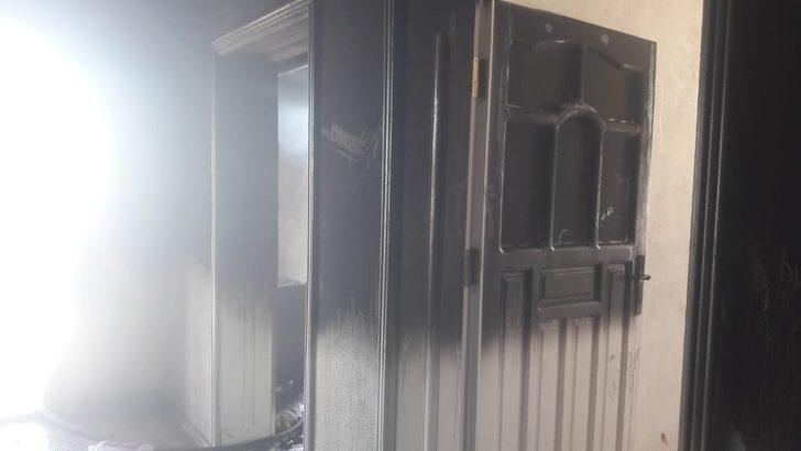 Erciş’te ev yangını: 4 kişi dumandan etkilendi G2