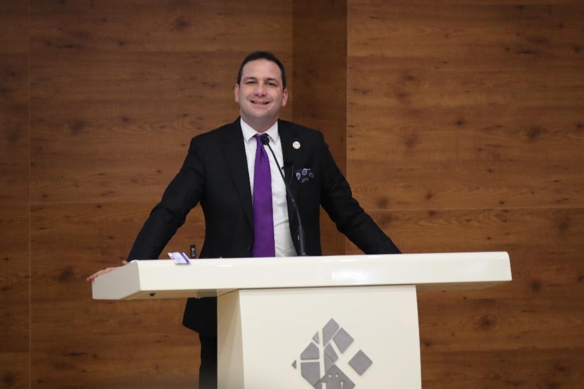 Hukuk fak&uuml;ltesi &ouml;ğrencilerine "G&ouml;rg&uuml; ve Nezaket Kuralları" semineri